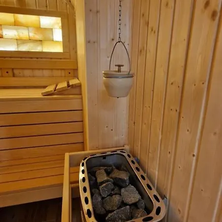 Apartment Fs Old Town Luxury With Private Sauna & 2br *