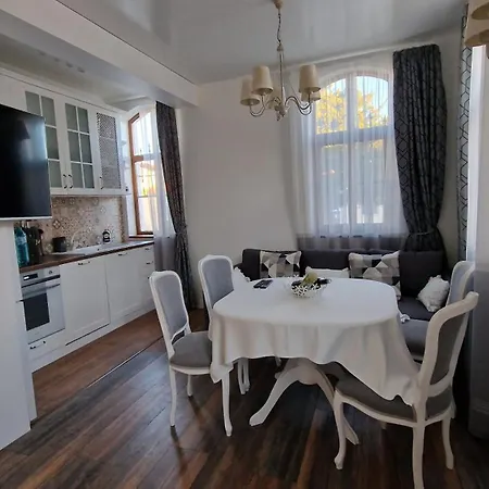 Fs Old Town Luxury With Private Sauna & 2br Apartment Veliko Tarnovo