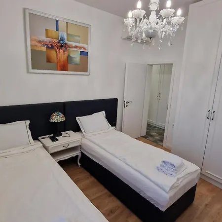 Fs Old Town Luxury With Private Sauna & 2br * Veliko Tarnovo