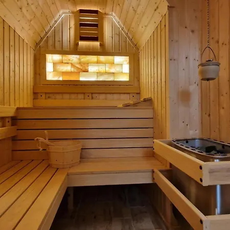 Fs Old Town Luxury With Private Sauna & 2br Apartment Veliko Tarnovo